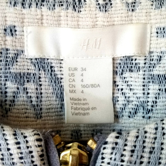 H&M Tribal Print Form Fitted Jacket - Picture 2 of 4
